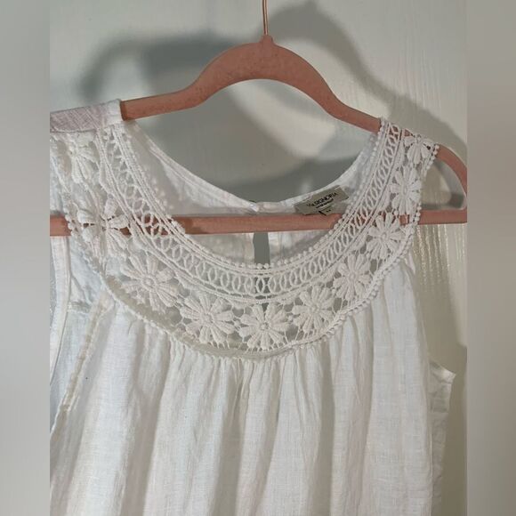 Via Signoria EUC white floral lace trim linen tank top Size medium - Picture 2 of 6